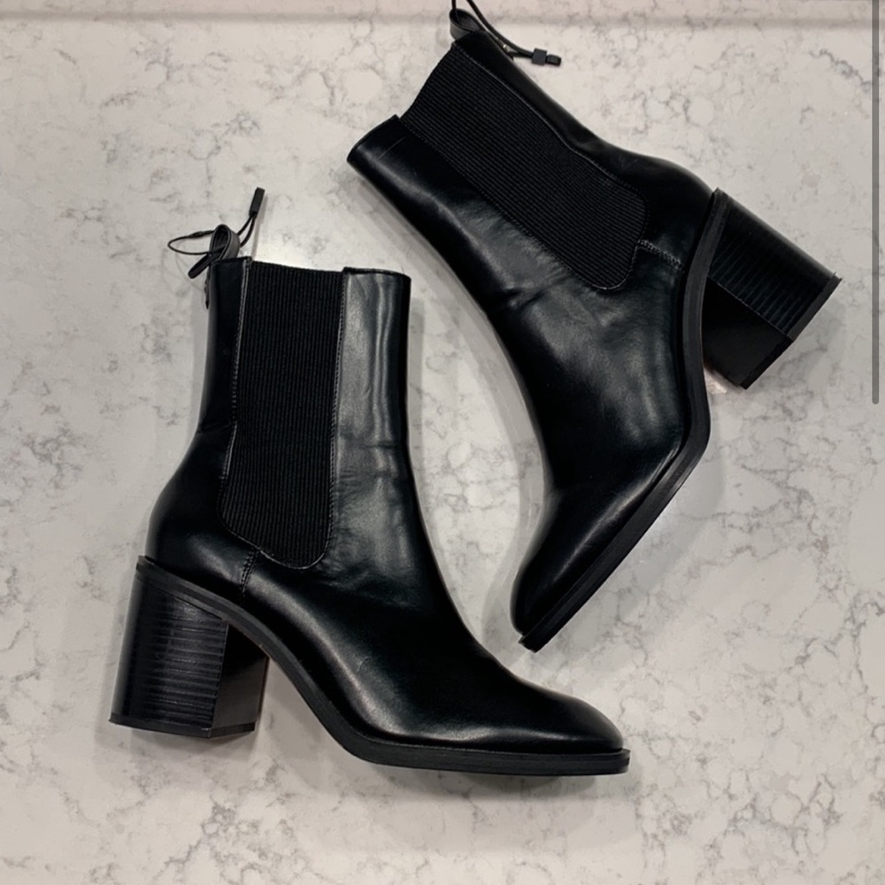 Zara Heeled Pull On Chelsea Boots